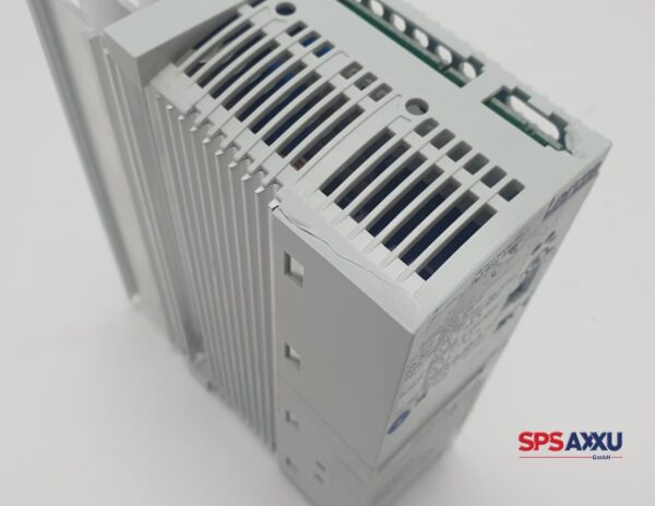 LENZE 8200 Vector E82EV751_4B E82EV751K4B Frequenzumrichter Inverter – Bild 4